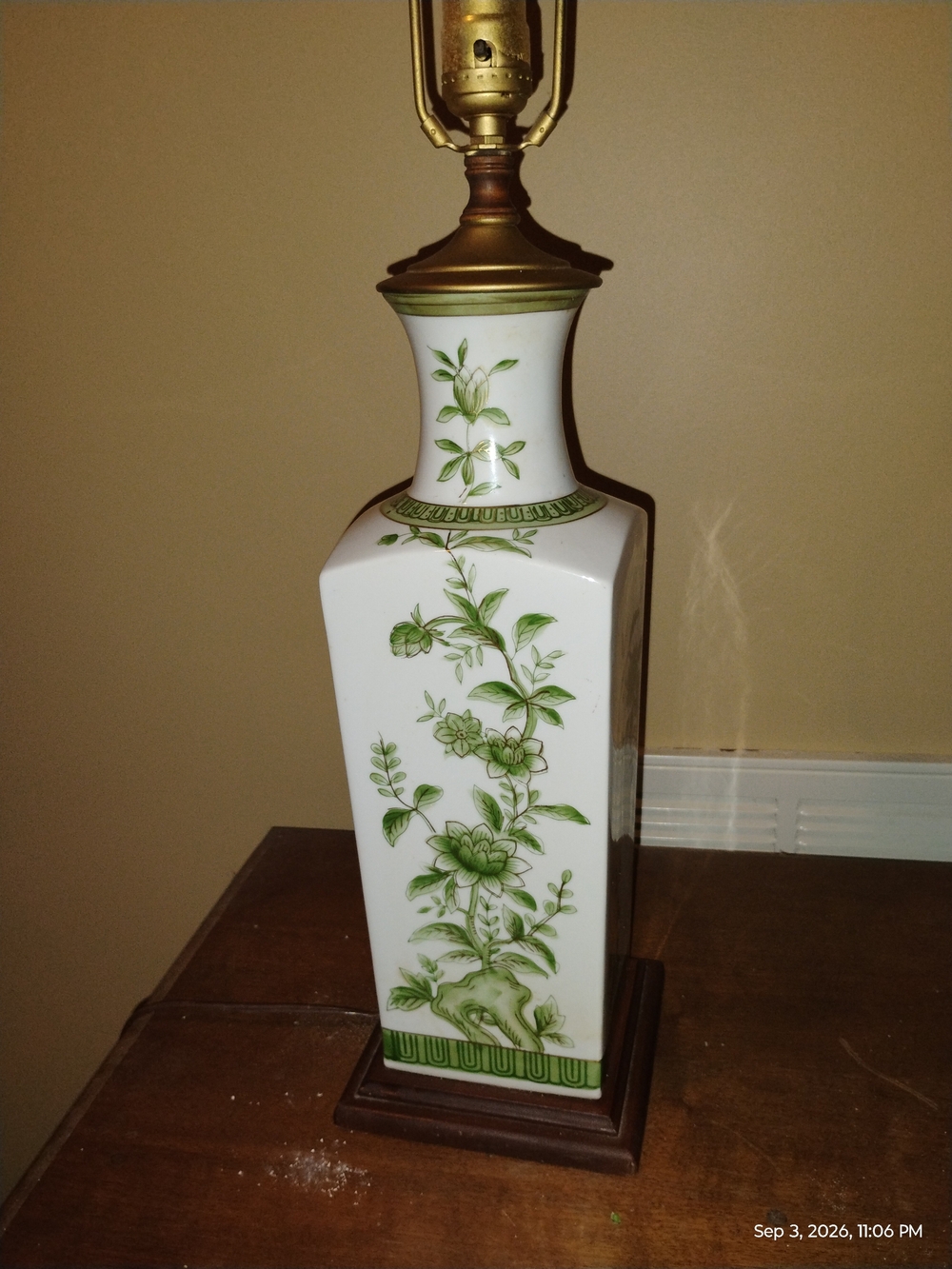 Green Floral Porcelain Table Lamp by